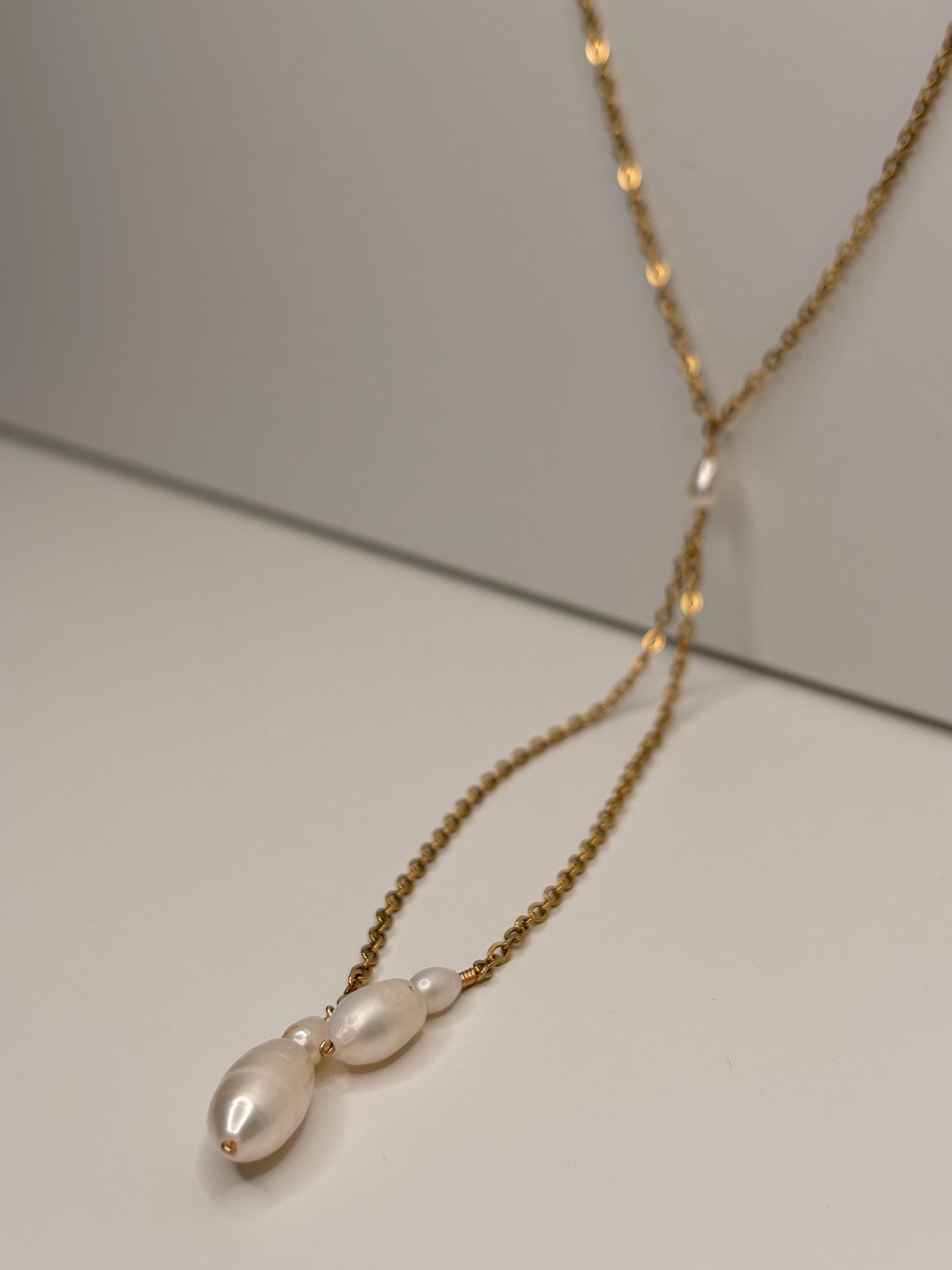 Perlen-Lariat-Halskette - Tränen aus Perlmutt