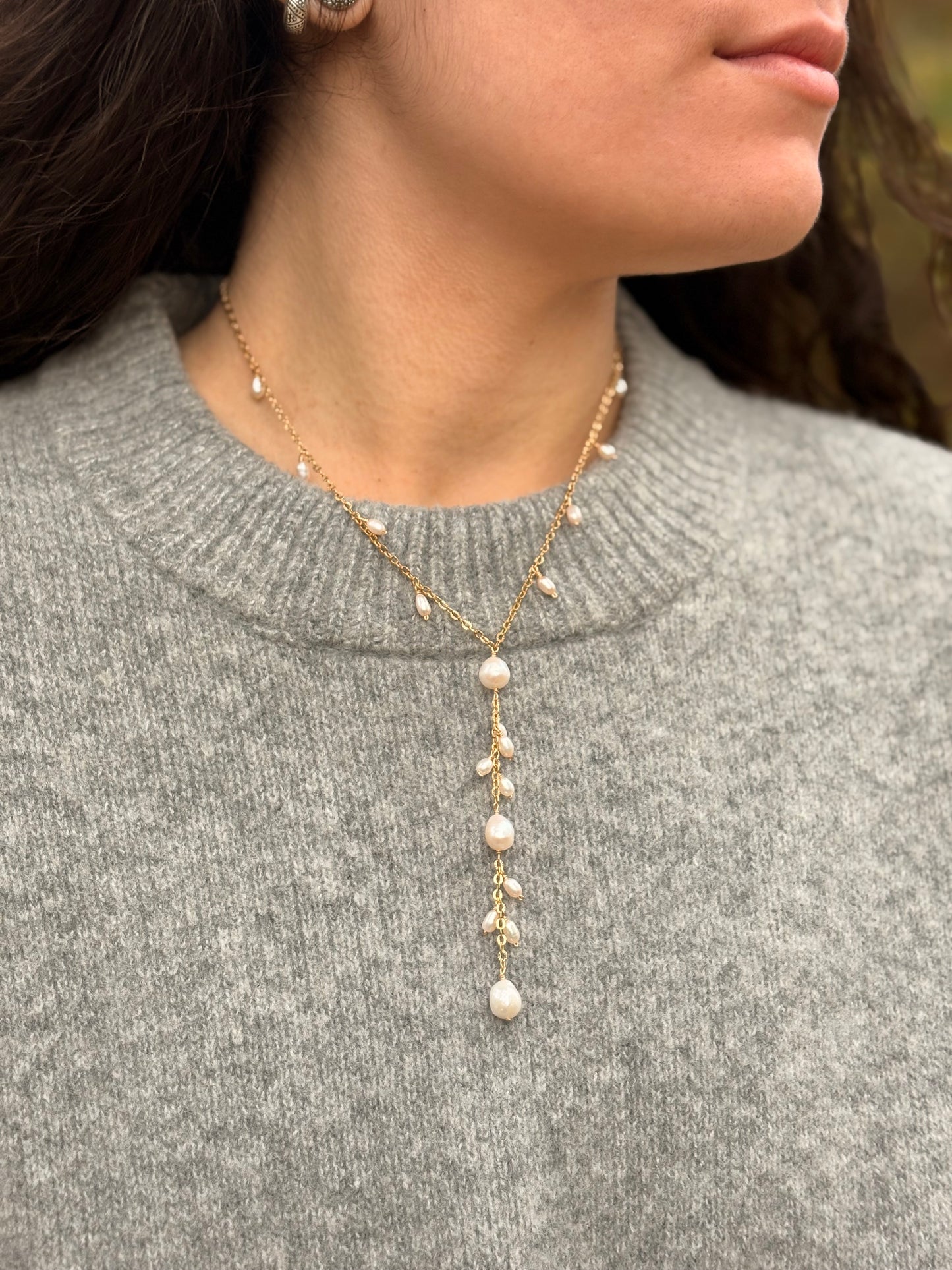 Collier Lariat de Perles - Pluie d’Eau Douce