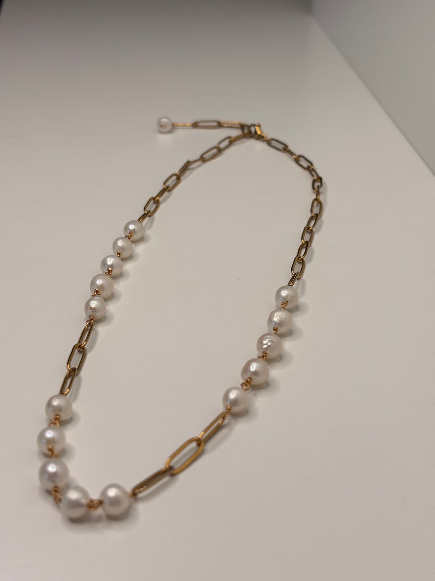 Perlenkette – Perlmuttfarben
