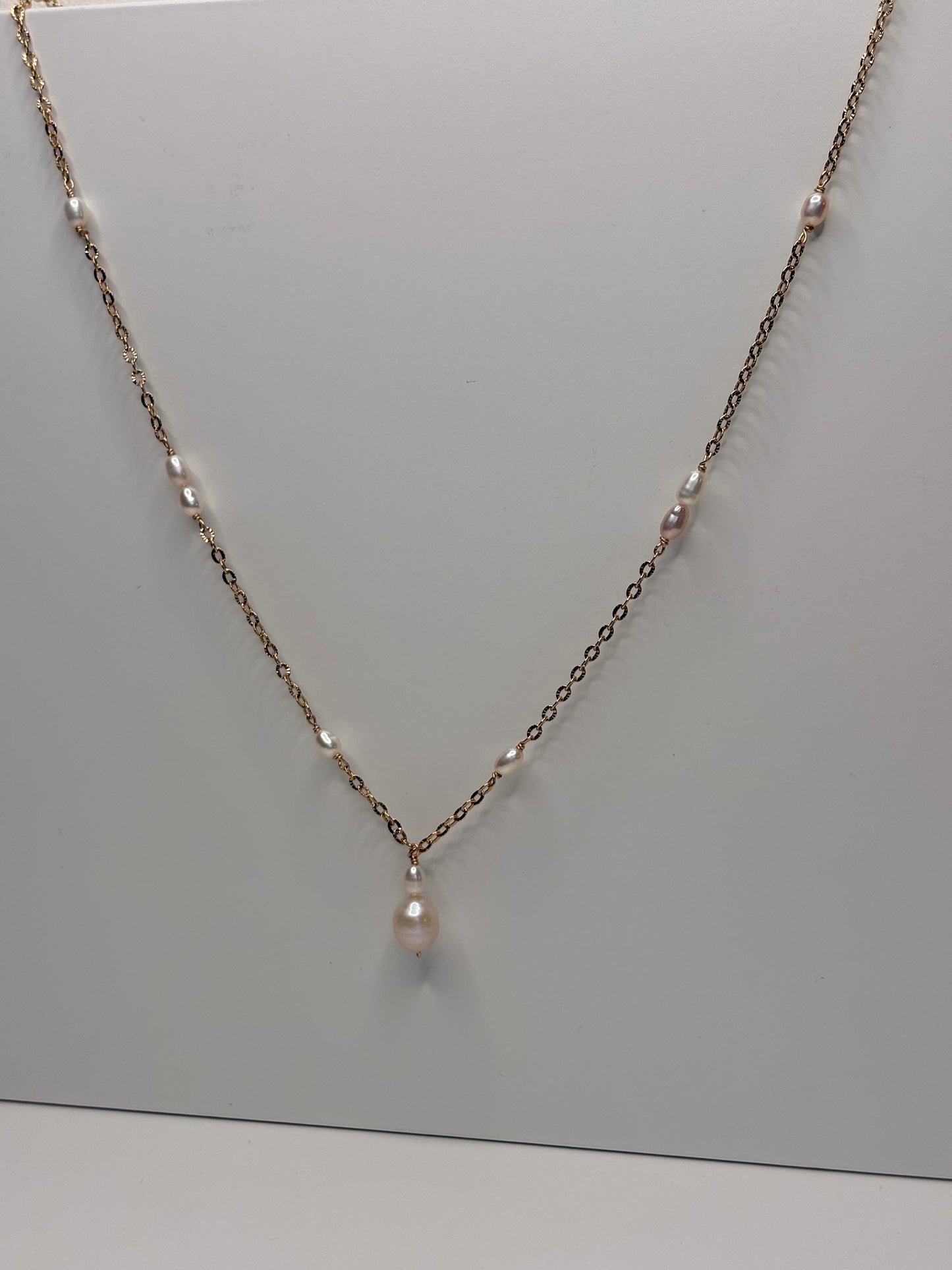 Perlenkette - Goldener Tau