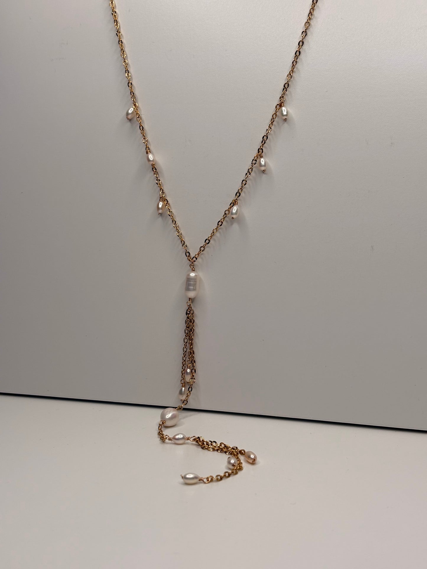 Perlen-Lariat-Halskette – Himmlische Perle