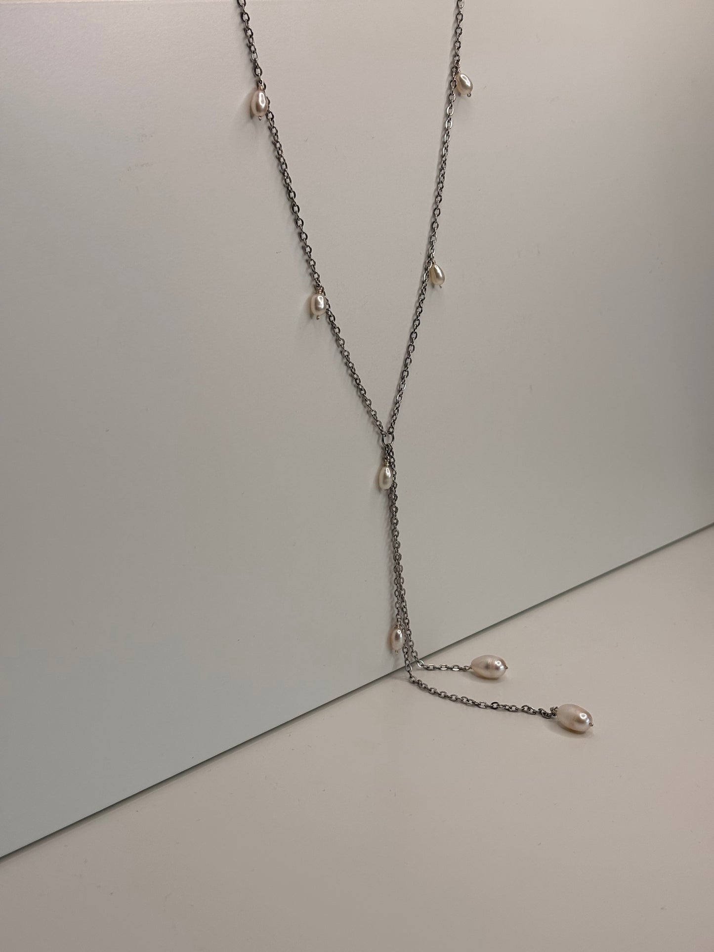 Collier de Perles - Cravate Nacré