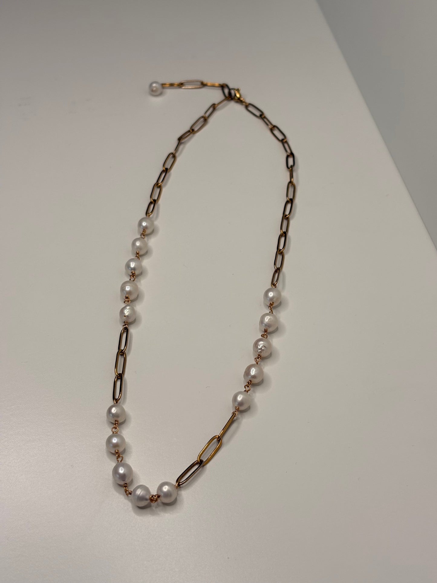 Perlenkette – Perlmuttfarben