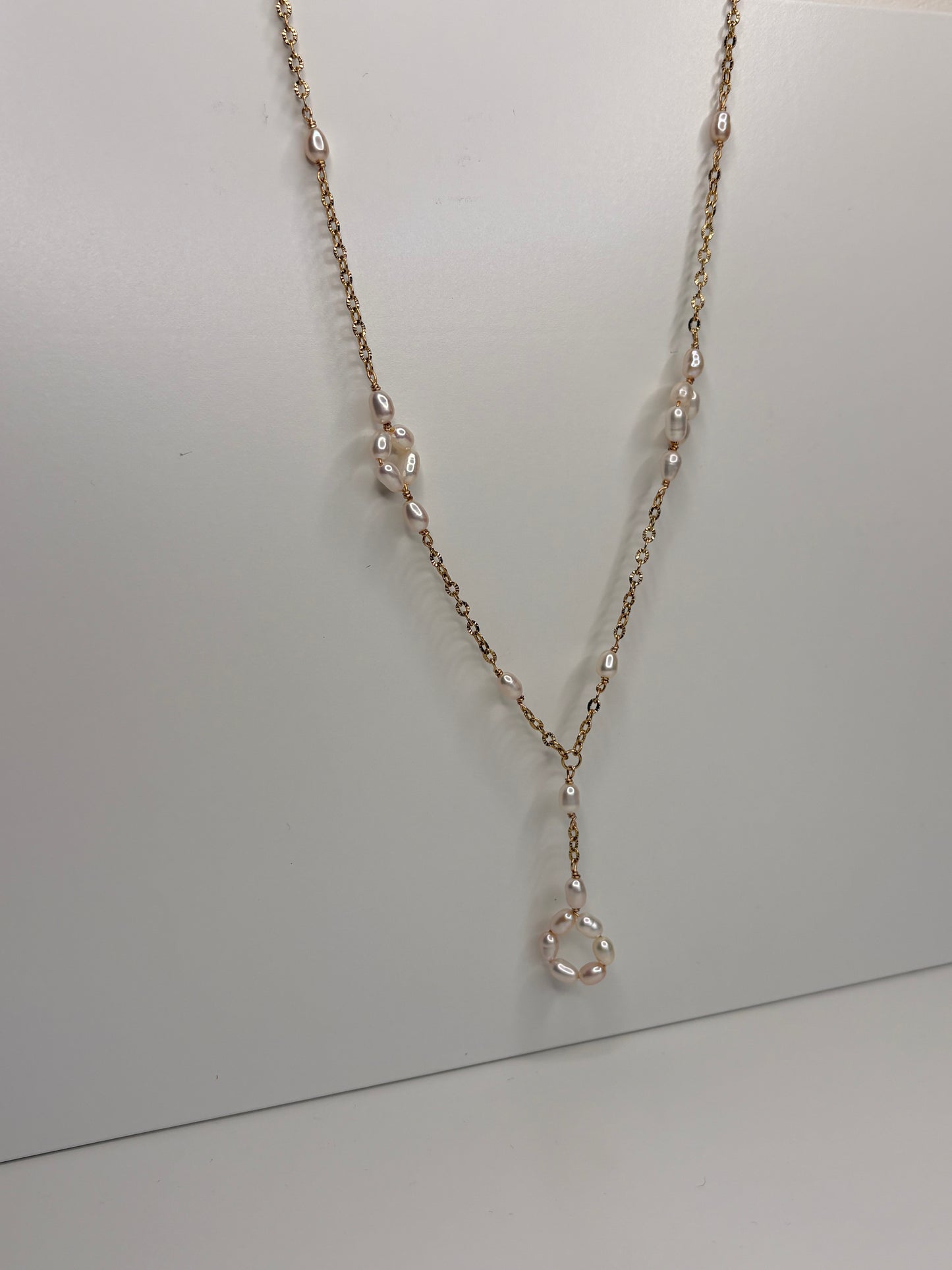Perlenkette – Perlmuttblume