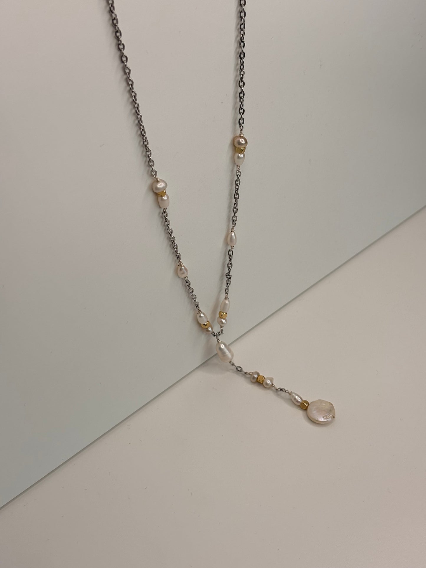 Pearl Necklace - Pearly Mirage